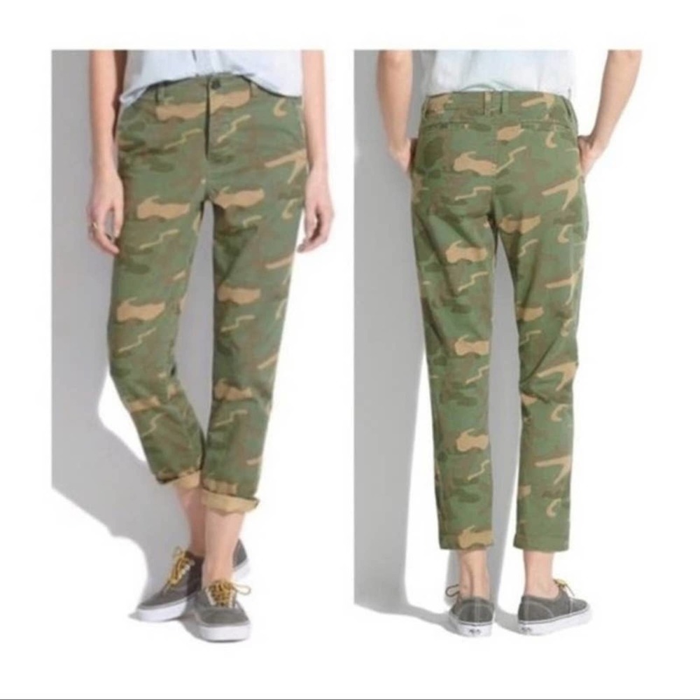 Madewell Rivington ankle camouflage Pants in size 24